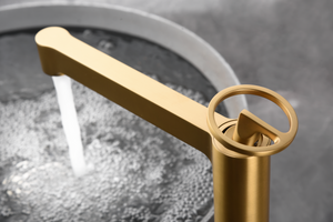 Olimpo Tall Basin Mixer Brushed Gold Single Handle, detail view