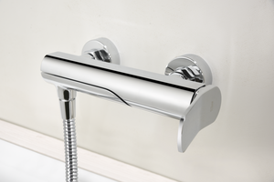 Single Lever Shower Set Mirror Chrome European Design, mixer detail