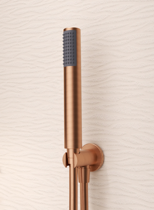 Génova Brushed Gold Concealed Single Lever Shower Set, view 5