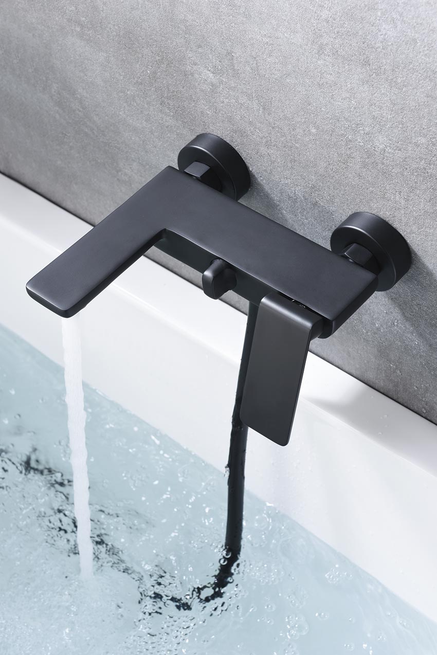 Fiji Single Handle Chrome Shower Set Modern Design, detail view