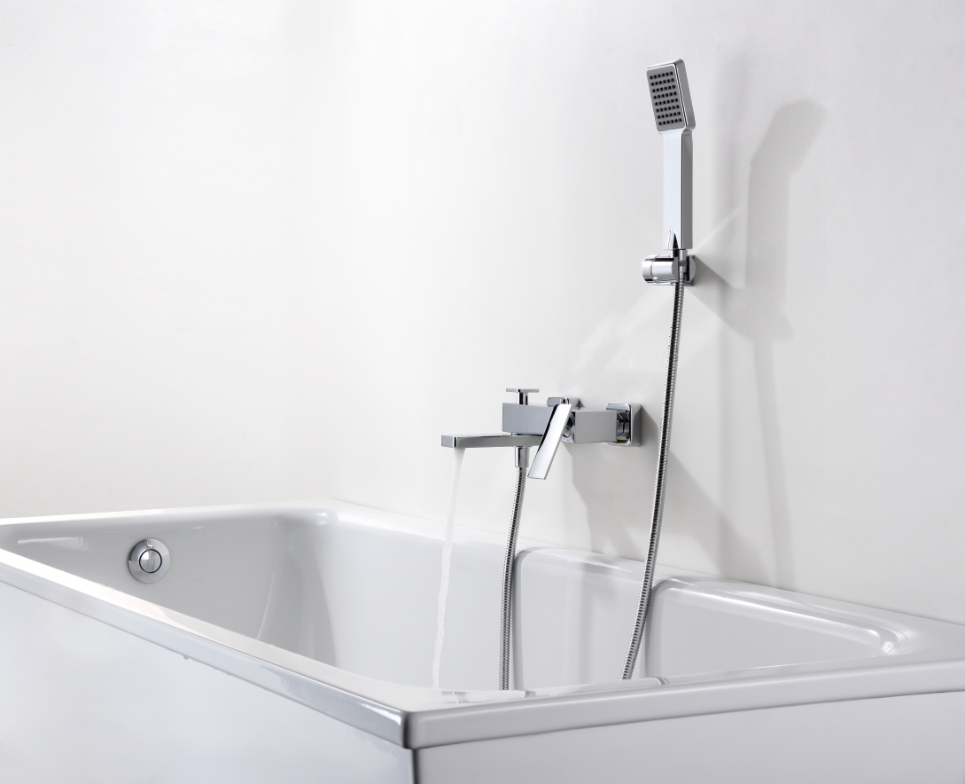 Chrome Single Lever Shower Kit Modern Bathroom Design, in a bathroom setting