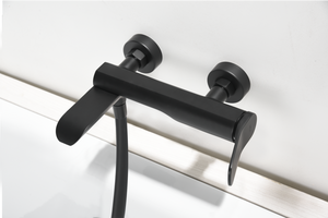 Matte Black Single-Lever Shower Bath Kit Modern Design, mixer detail