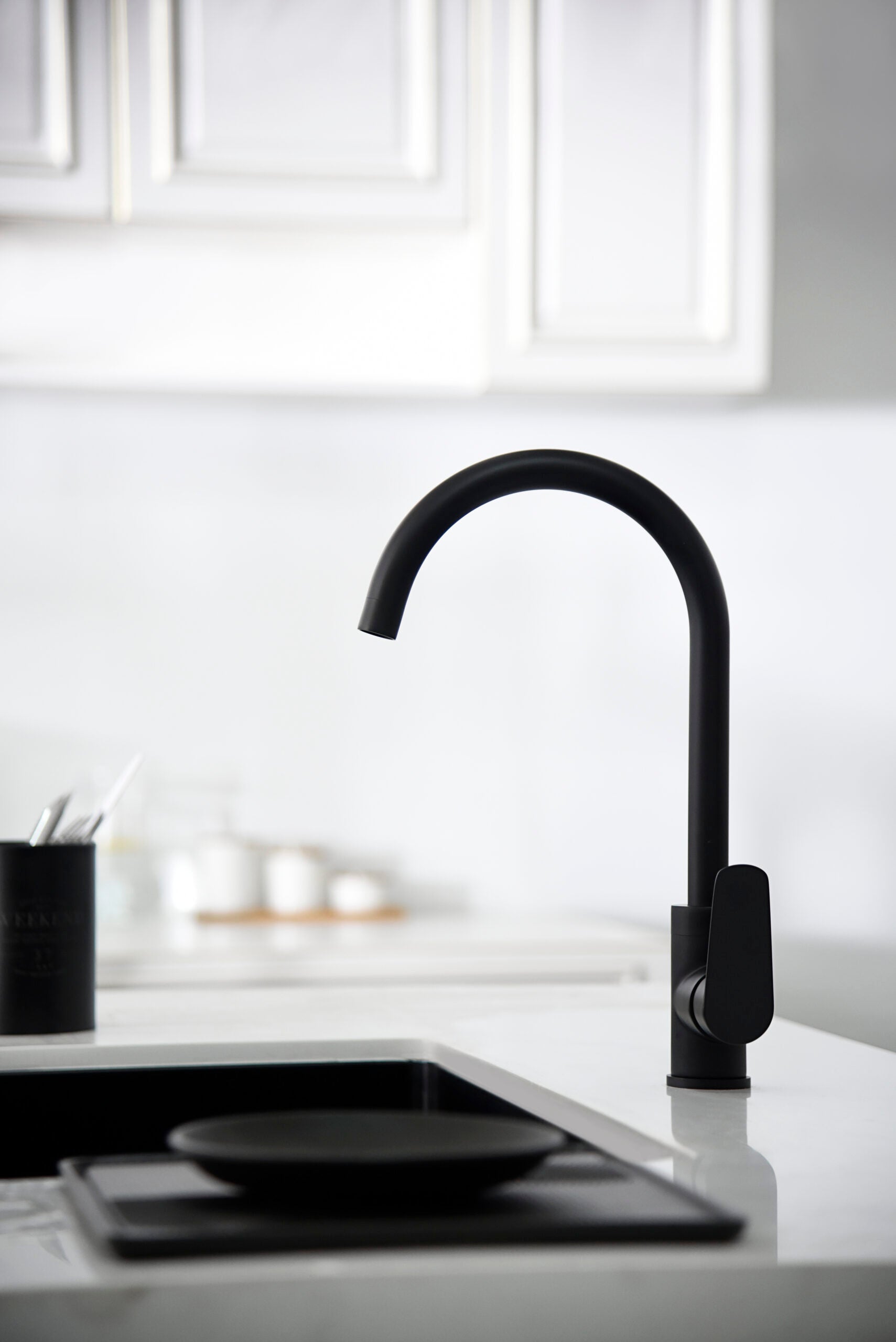 Matte Black Kitchen Faucet Modern Design, view 4