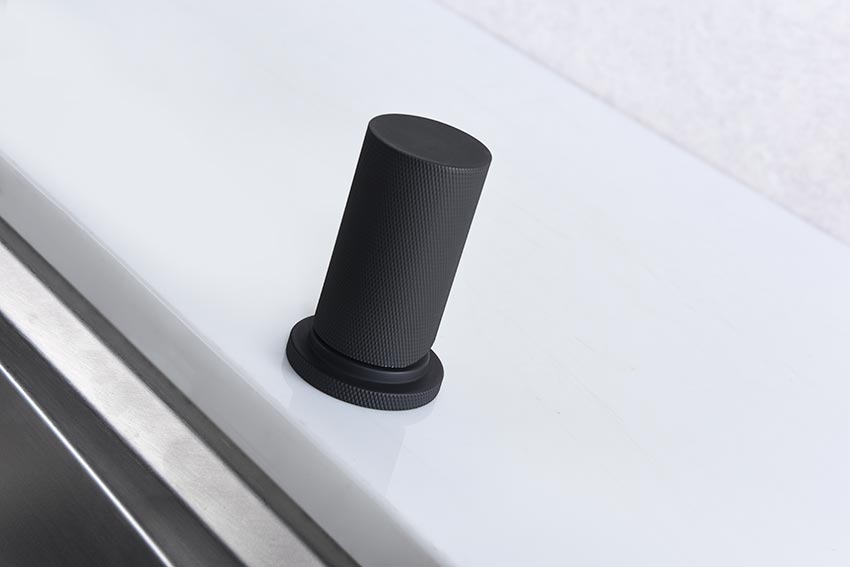 Matte Black Kitchen Faucet Modern Minimalist Design, detail view