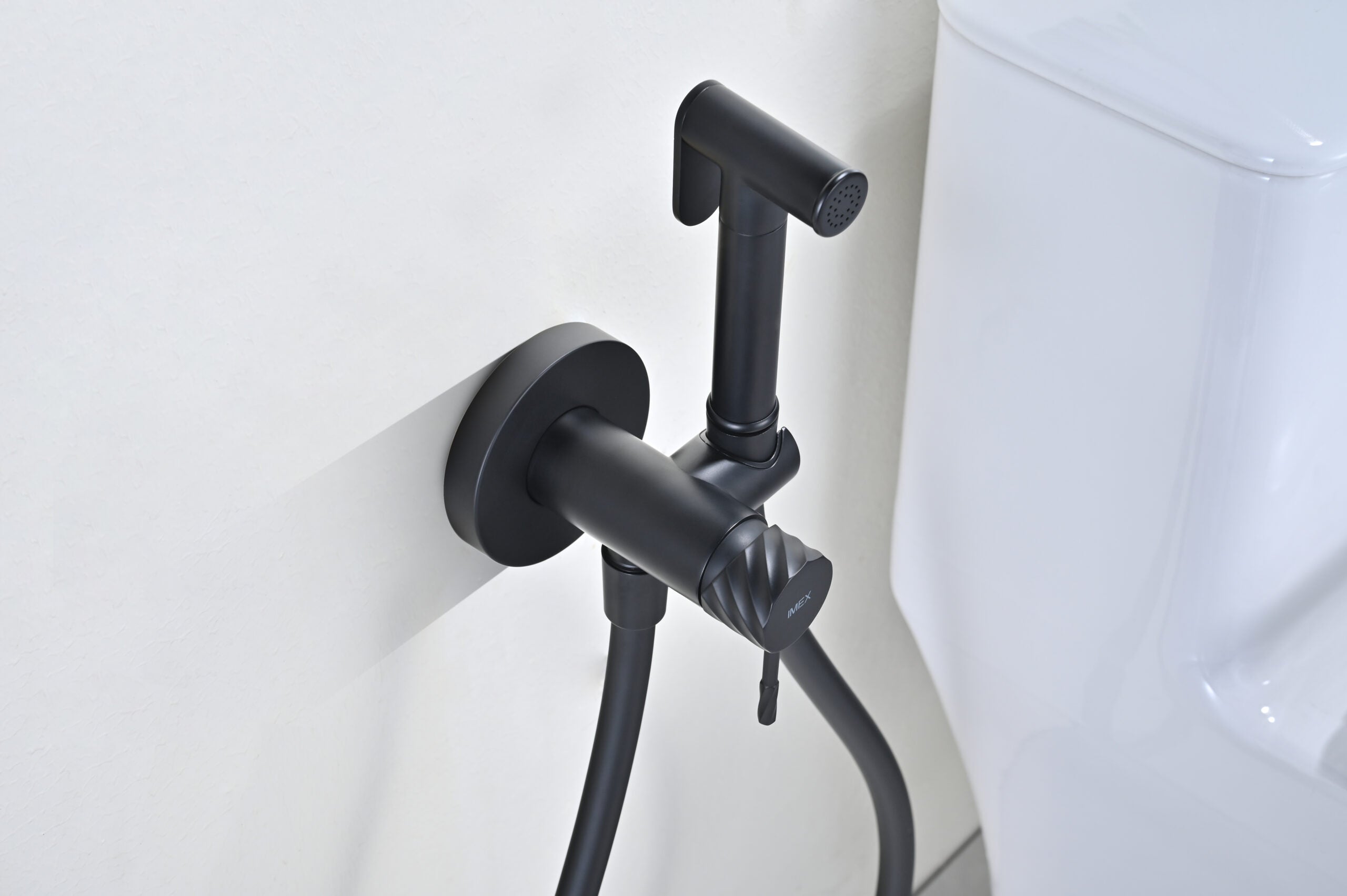 Bless Matte Black Concealed Bidet Mixer, view 4