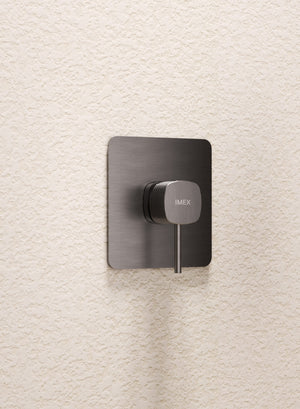 Firenze Matte Black Concealed Single Lever Shower Set with Rain Head, view 2