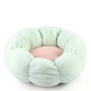 Soft And Comfortable Shaped Faux Fur Bed Flowers For Pet - Green / S 40cm - pet bed