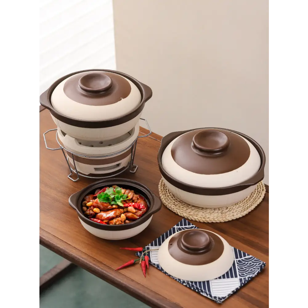 Old Fashioned Clay Temperature Resistant Casserole Pot - Cookware set